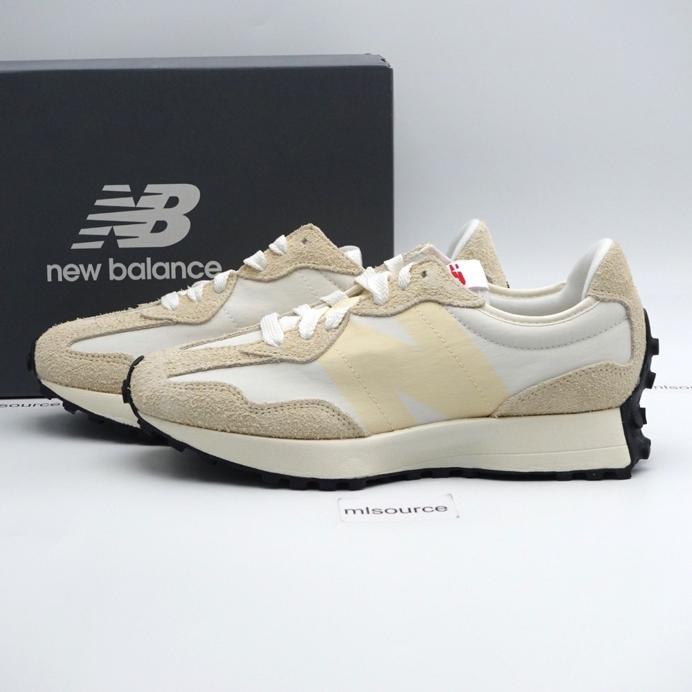 NEW Women's New Balance 327 Suede Sneakers WS327UE Angora/Sea Salt - Picture 1 of 9